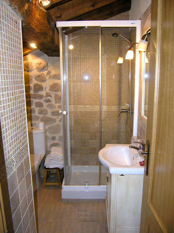Hotel Casa Paulino Corrales De Buelna Habitación foto